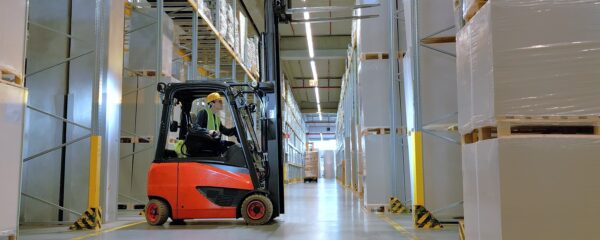 matériel de manutention pour votre entrepôt